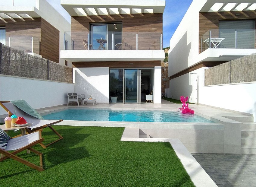 New Build - Terraced house -
Orihuela