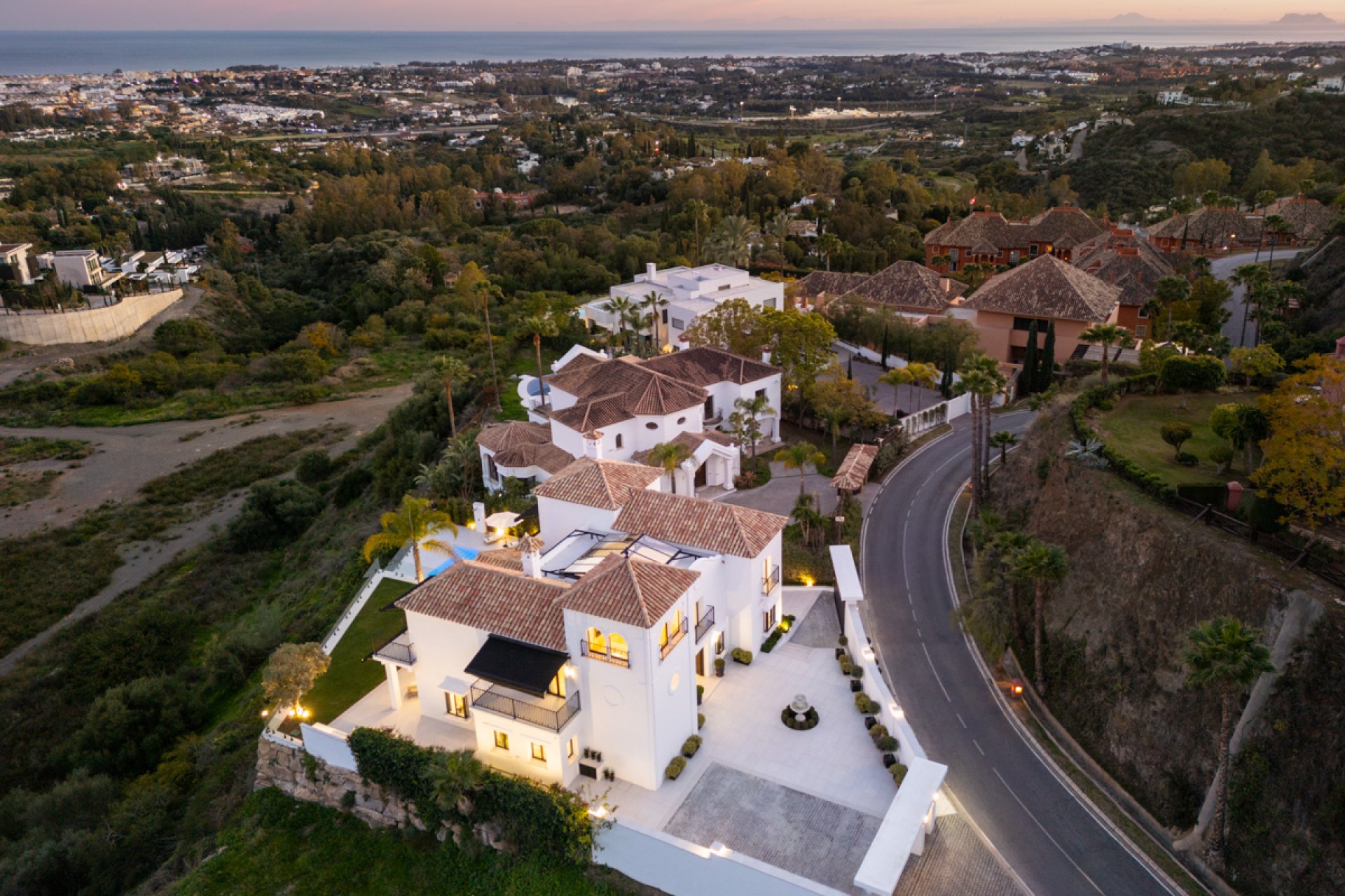 New Build - Villa -
Benahavís