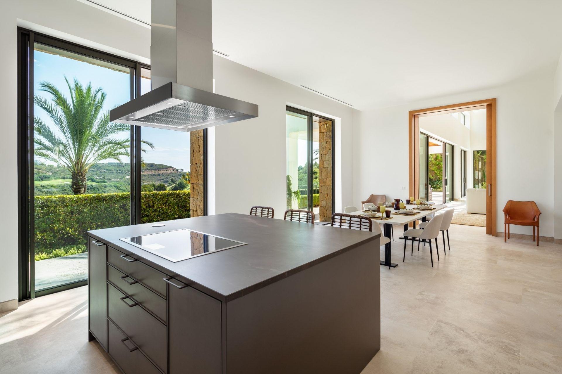 New Build - Villa -
Casares - Pedregales