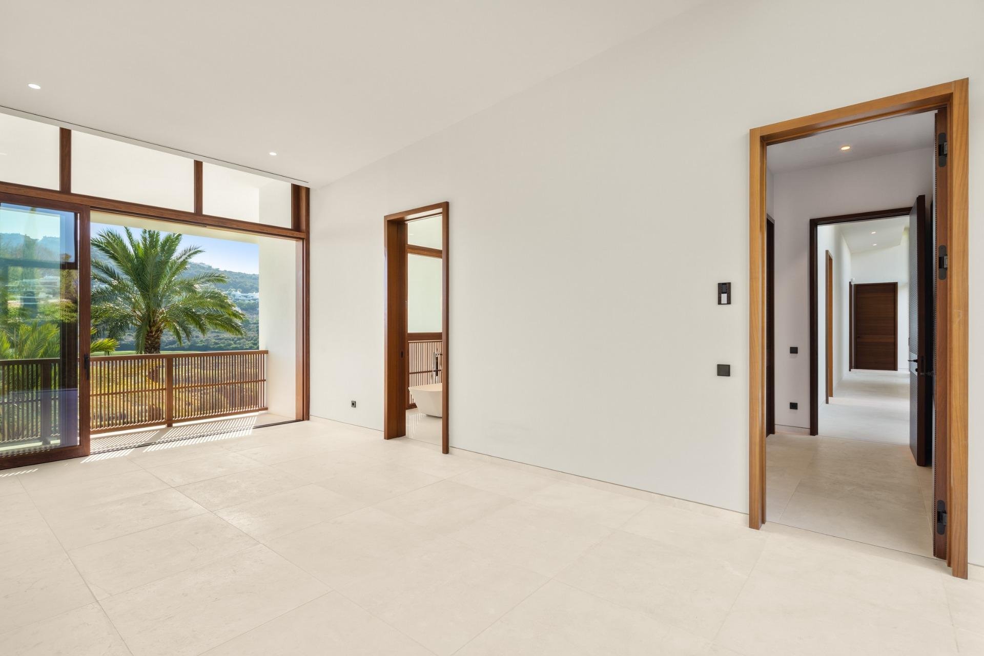 New Build - Villa -
Casares - Pedregales