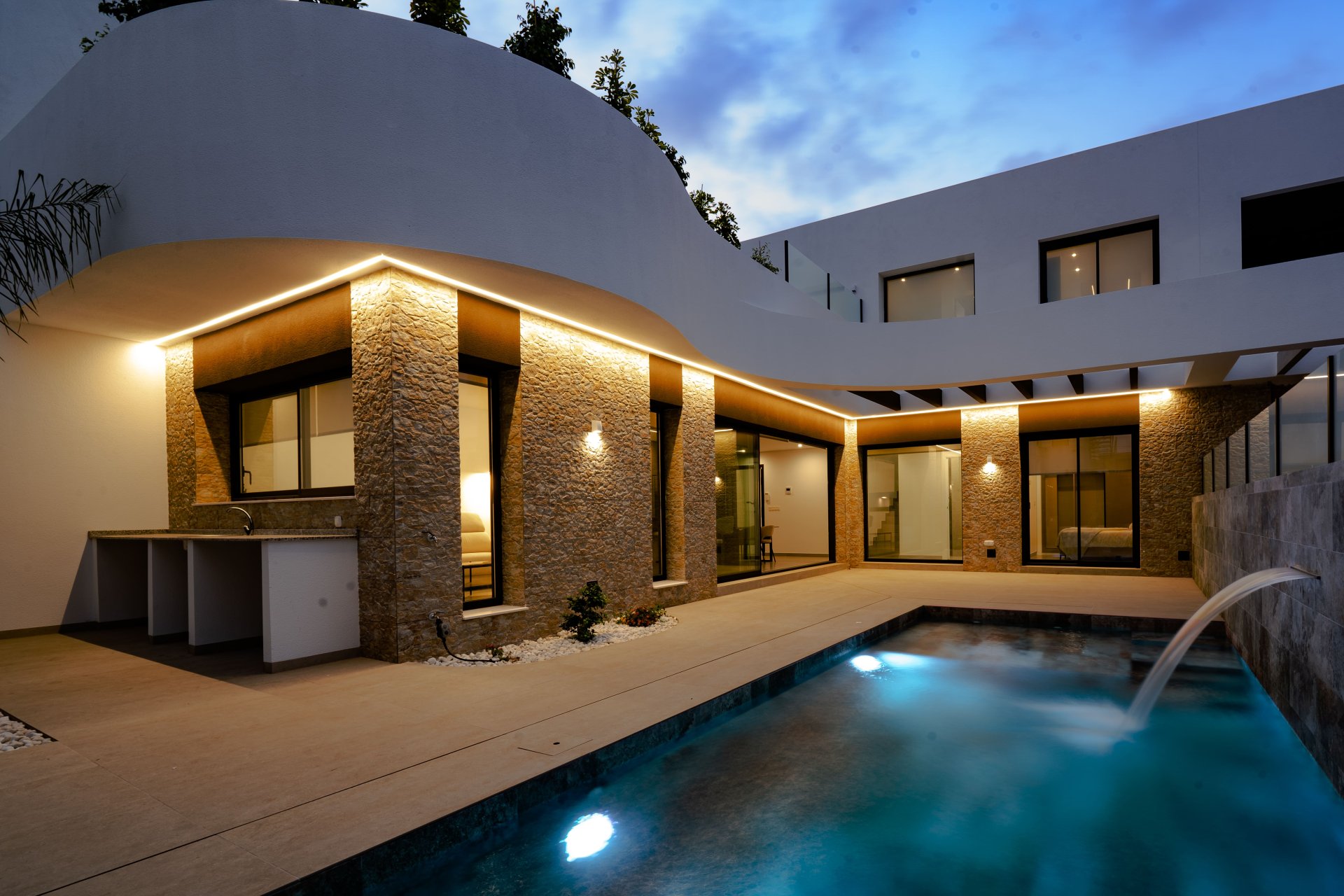 New Build - Villa -
Heredades