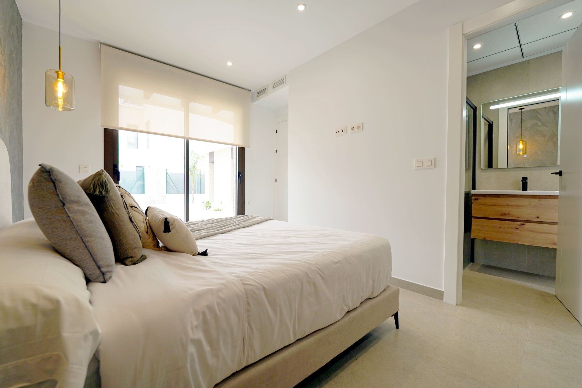 New Build - Villa -
Heredades