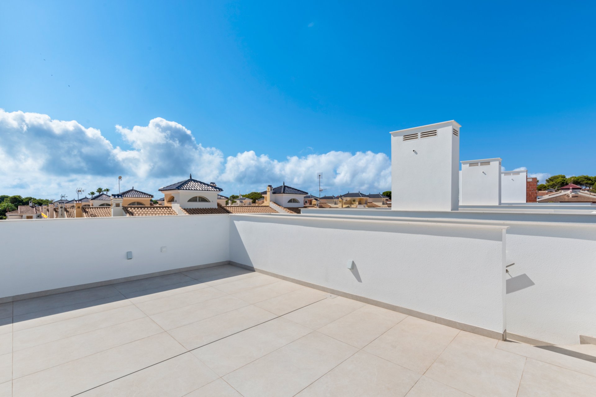 New Build - Villa -
Mil Palmeras