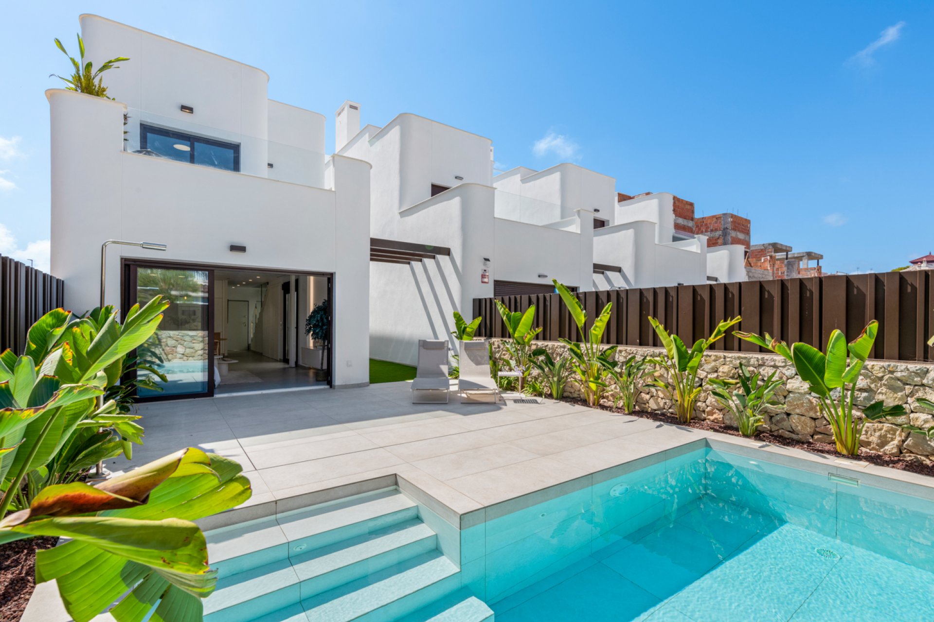 New Build - Villa -
Mil Palmeras