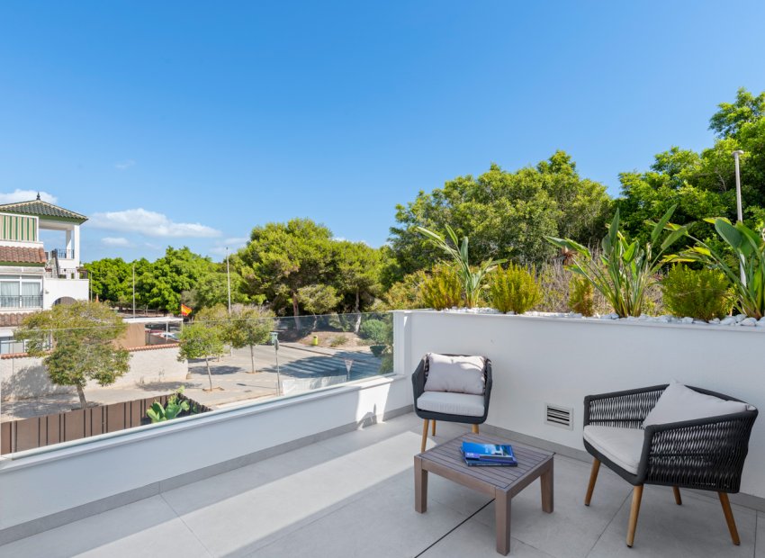 New Build - Villa -
Pilar de la Horadada