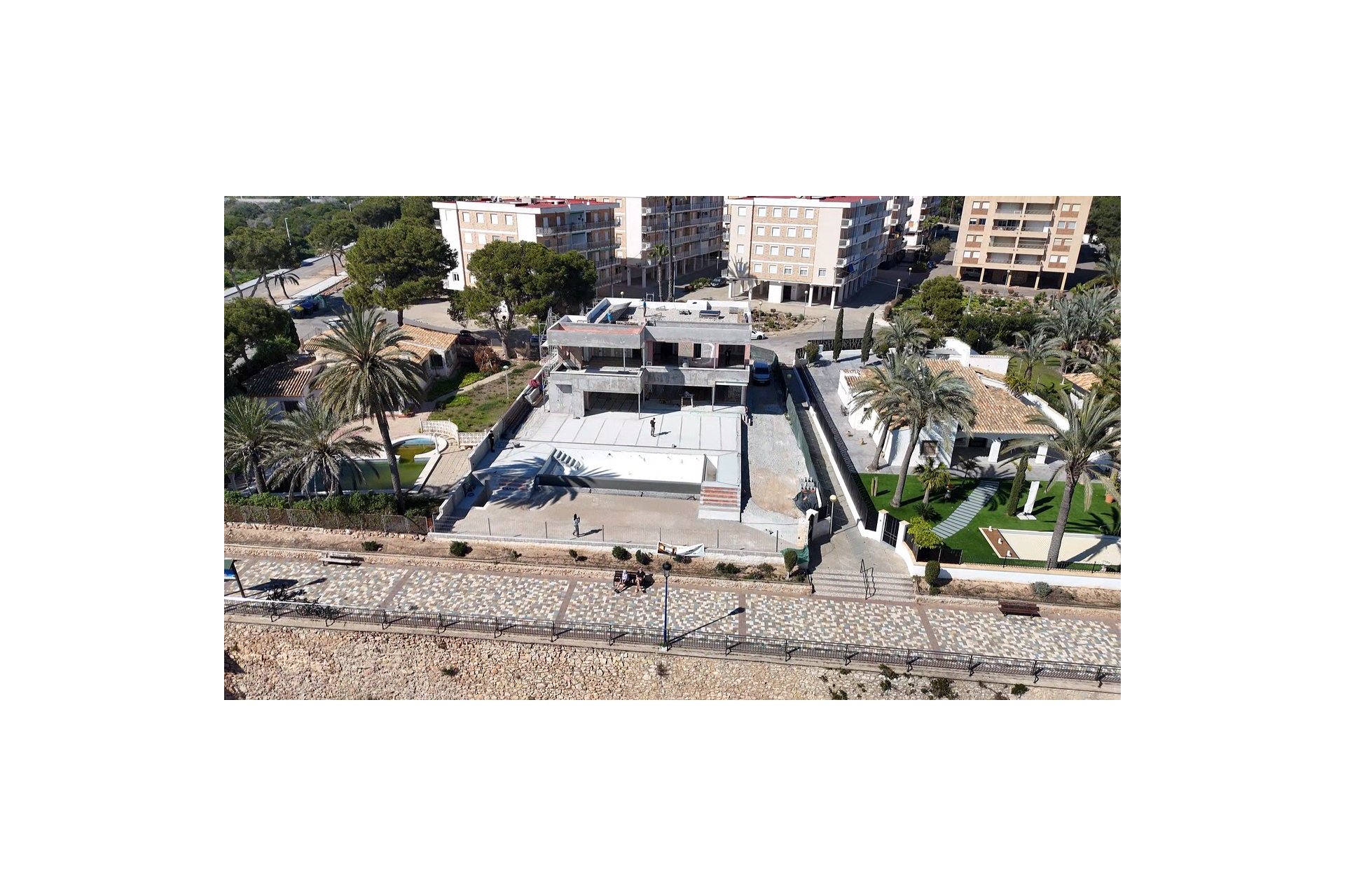 New Build - Villa -
Torrevieja - Punta Prima