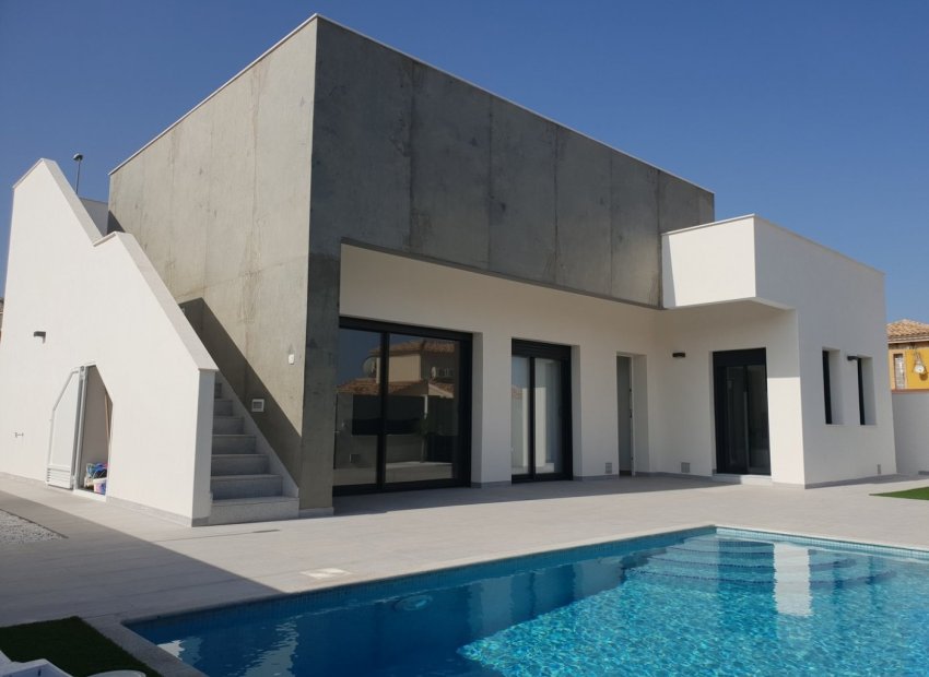 New Build Villas in Pinar de Campoverde