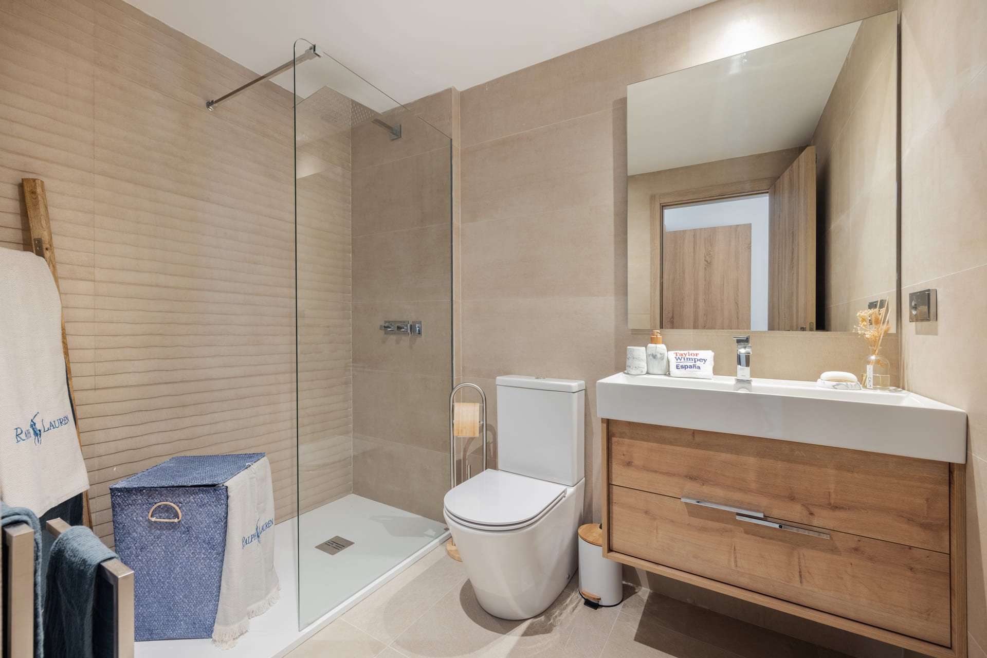 Nieuwbouw Woningen - Bungalow -Solarium -
Casares