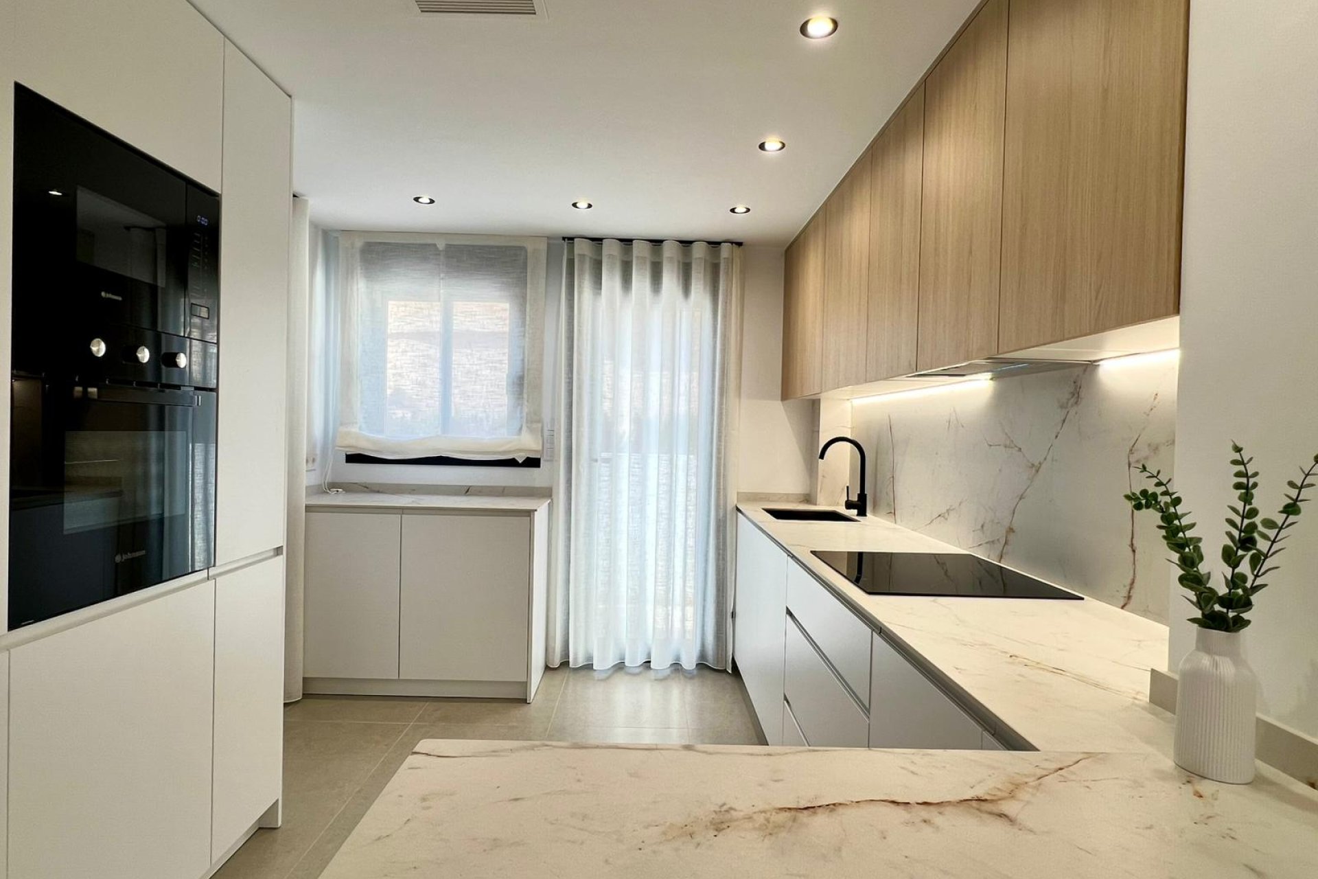 Nieuwbouw Woningen - Geschakelde woning -
Benferri