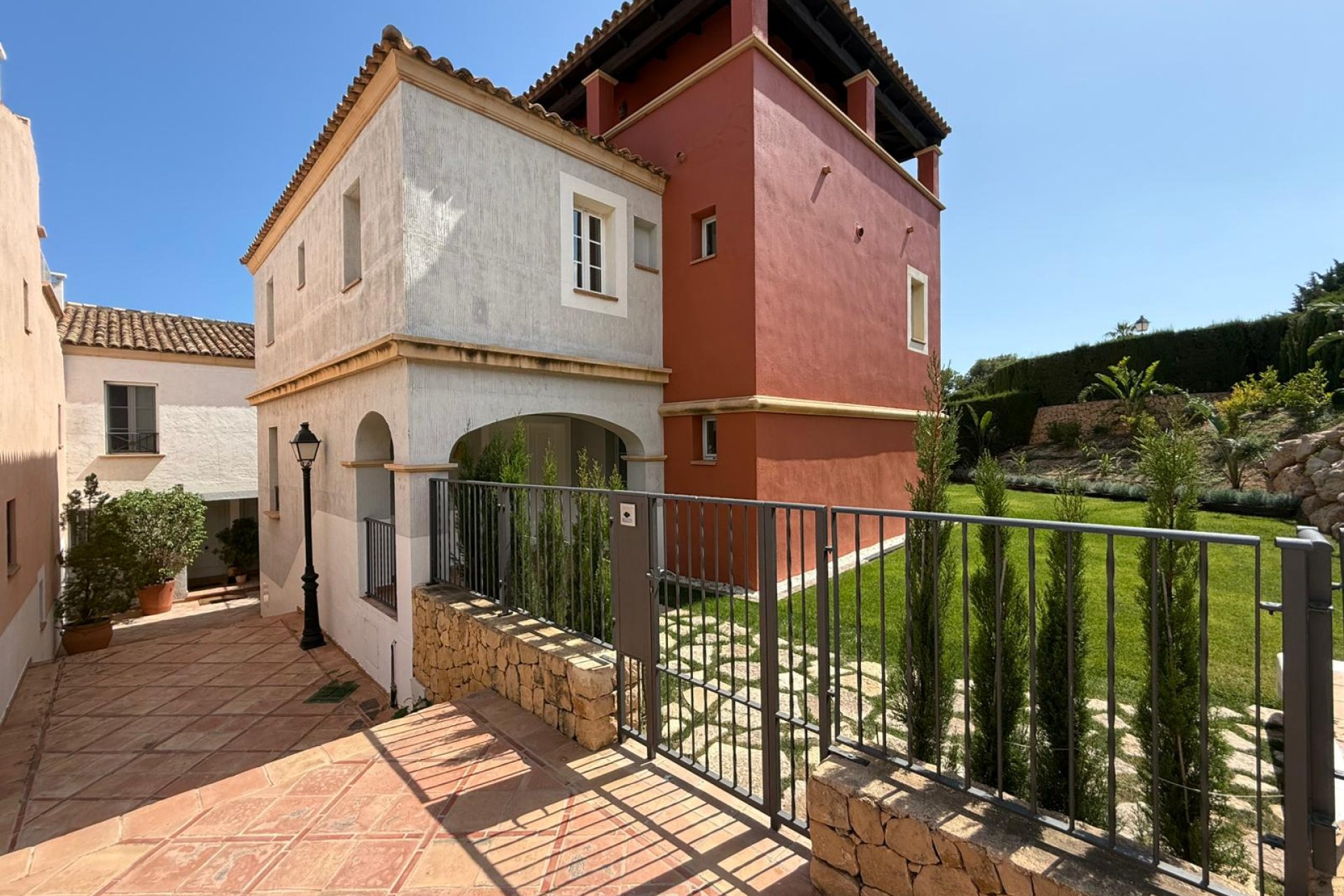 Nieuwbouw Woningen - Geschakelde woning -
Golf Badia