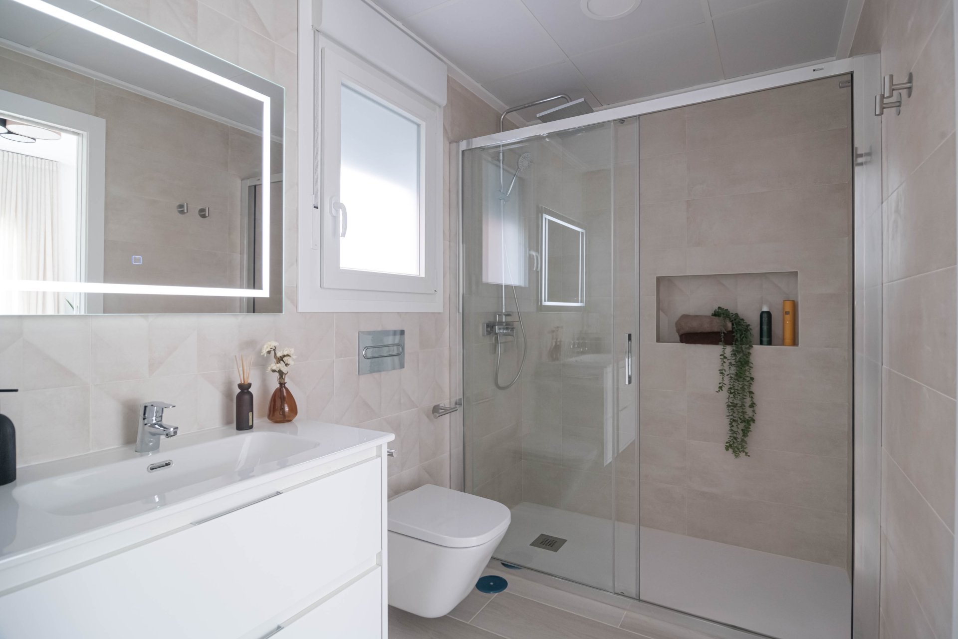 Nieuwbouw Woningen - Geschakelde woning -
Jerónimo y Avileses