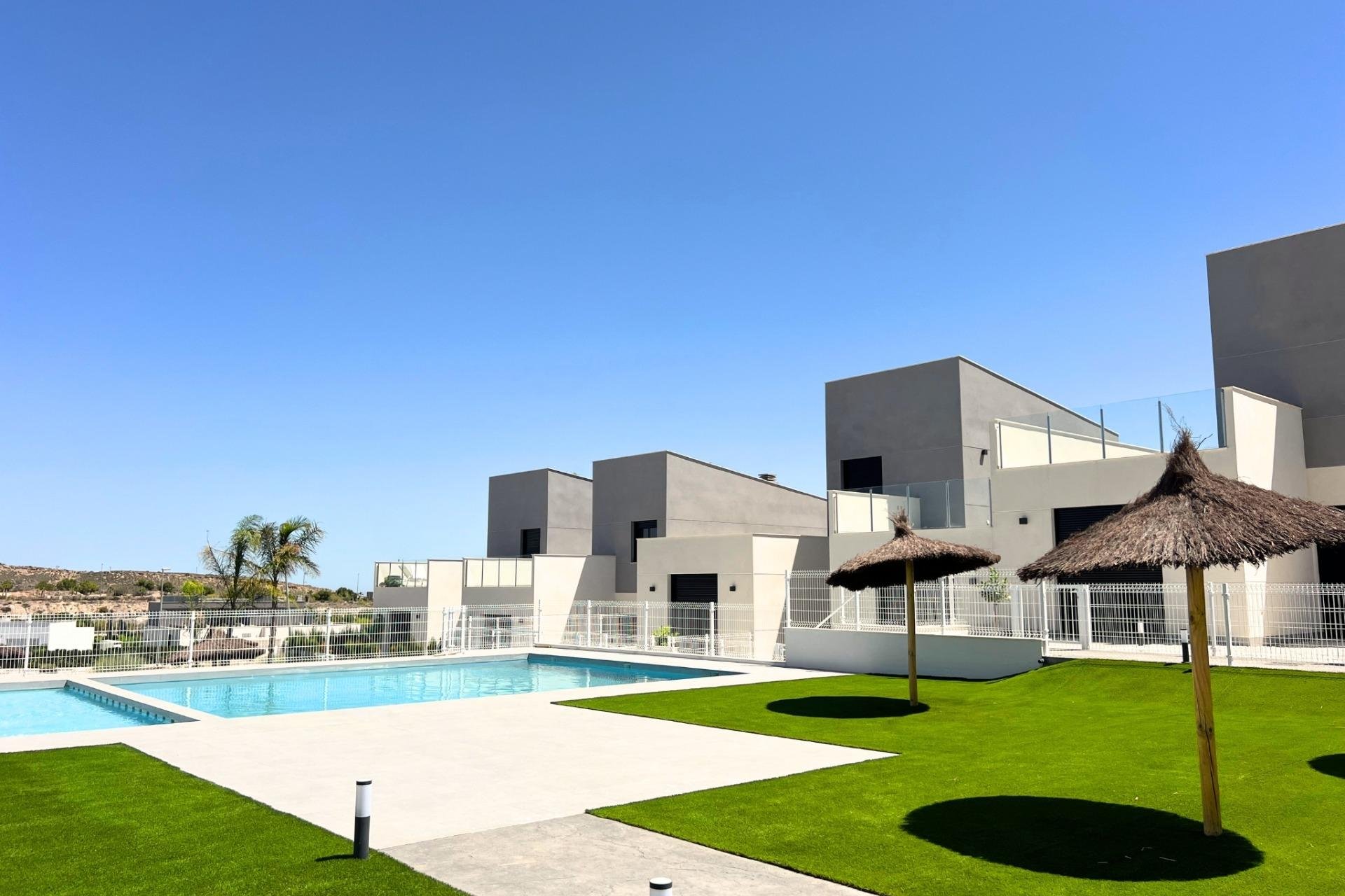 Nieuwbouw Woningen - Town House -
Baños y Mendigo - Altaona Golf And Country Village