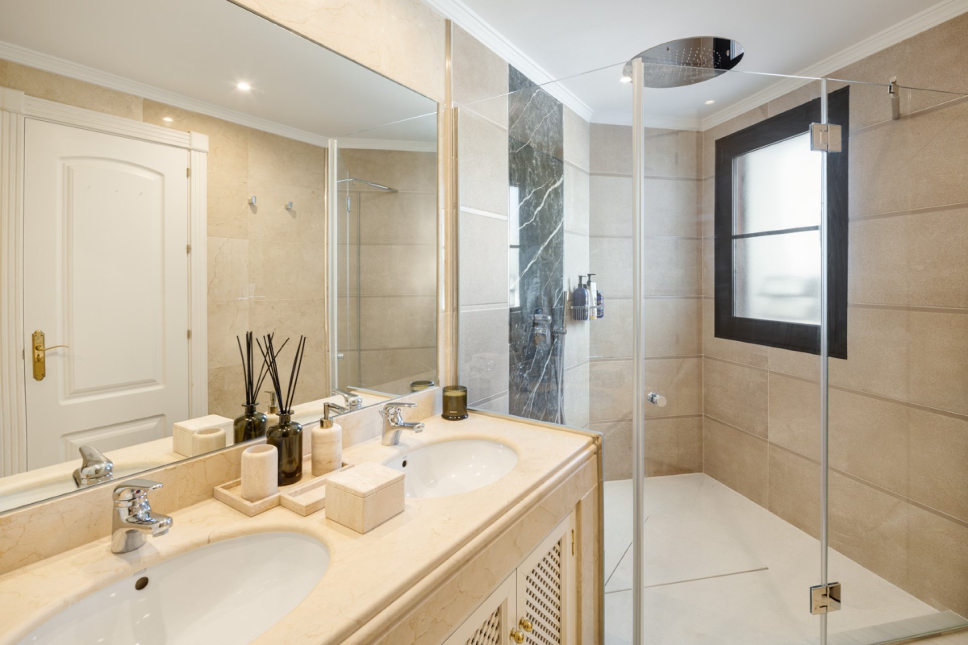 Nieuwbouw Woningen - Villa -
Benahavís