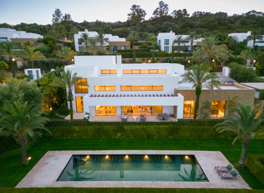 Nieuwbouw Woningen - Villa -
Casares