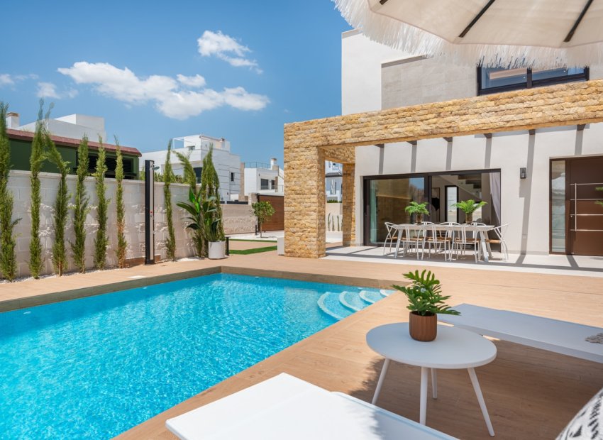 Nieuwbouw Woningen - Villa -
Ciudad Quesada