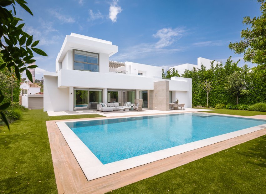 Nieuwbouw Woningen - Villa -
El Paraíso