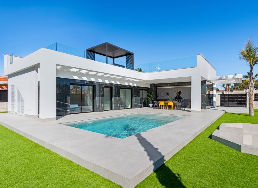 Nieuwbouw Woningen - Villa -
La Finca Golf