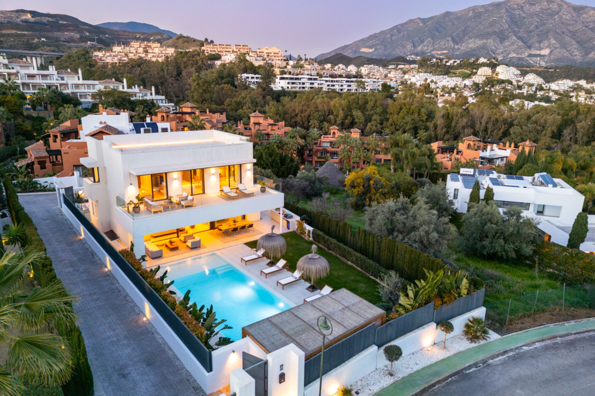 Nieuwbouw Woningen - Villa -
Marbella