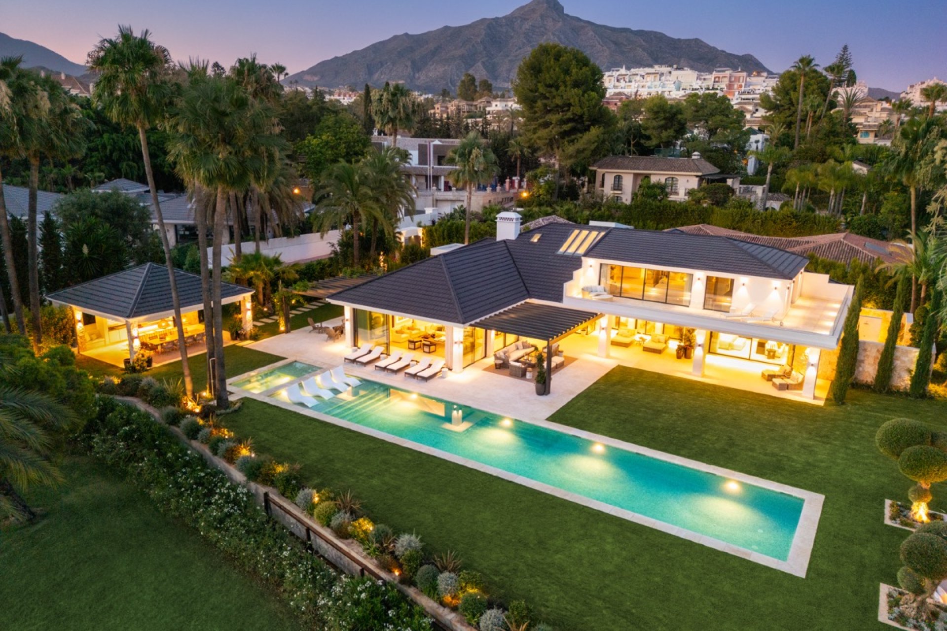 Nieuwbouw Woningen - Villa -
Marbella