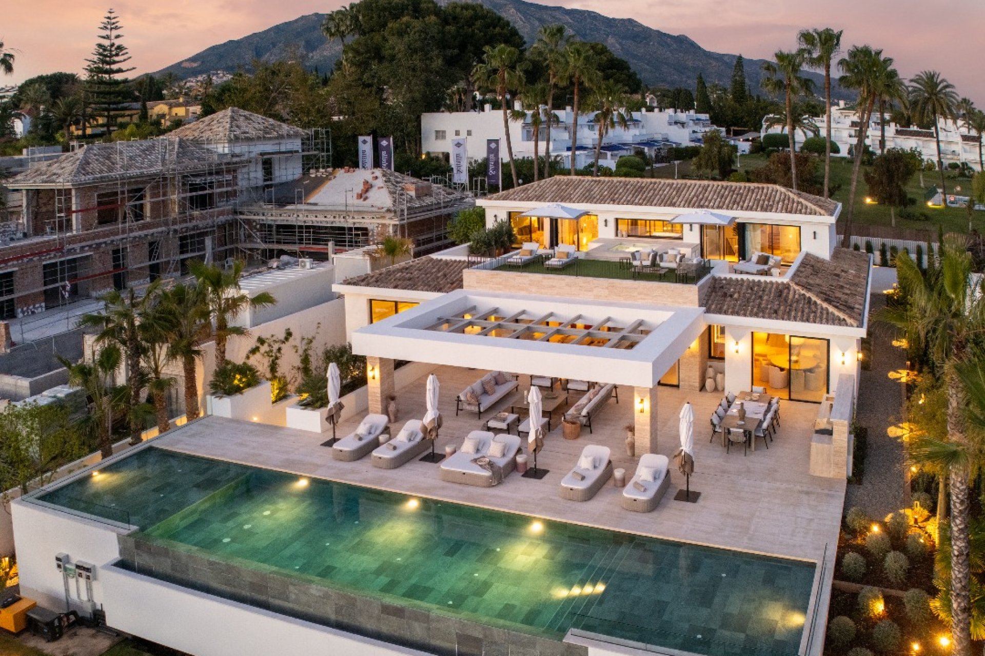 Nieuwbouw Woningen - Villa -
Marbella