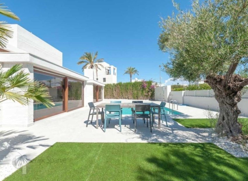 Nieuwbouw Woningen - Villa -
Murcia - Campo de Murcia