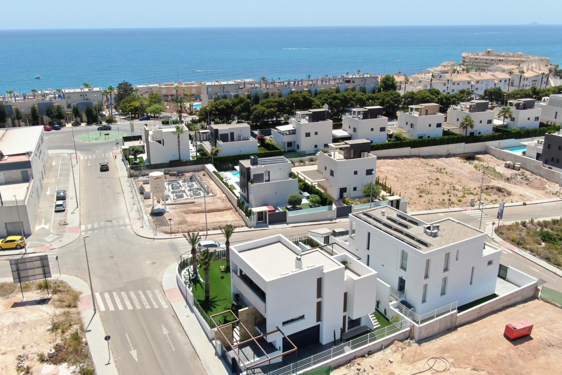 Nieuwbouw Woningen - Villa -
Orihuela Costa - Campoamor