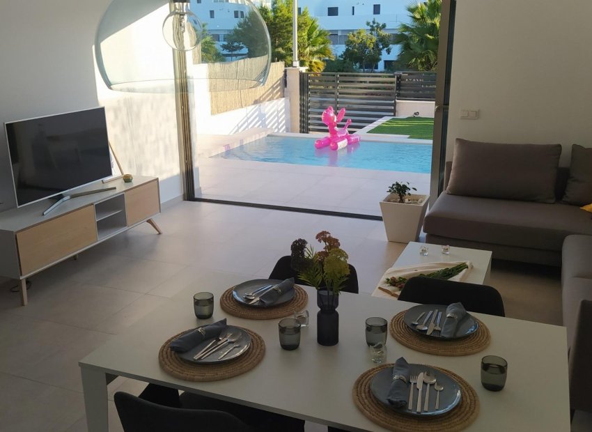 Nieuwbouw Woningen - Villa -
Orihuela Costa - PAU 8