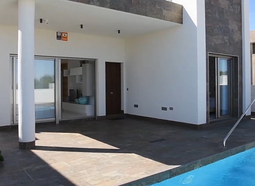 Nieuwbouw Woningen - Villa -
Orihuela Costa