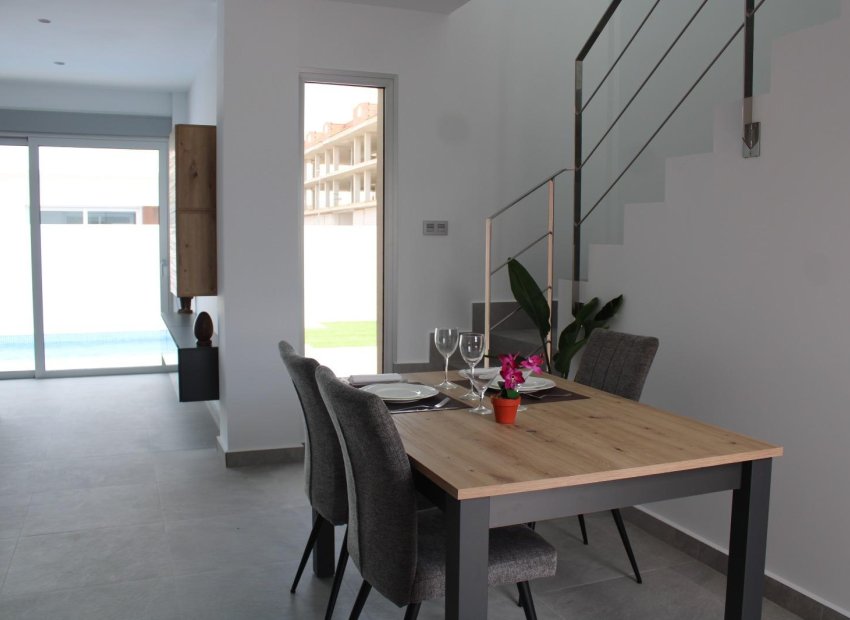 Nieuwbouw Woningen - Villa -
San Fulgencio - Pueblo