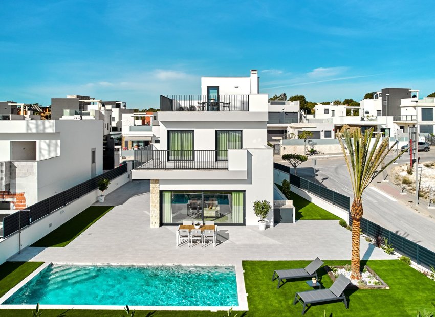 Nieuwbouw Woningen - Villa -
San Miguel de Salinas