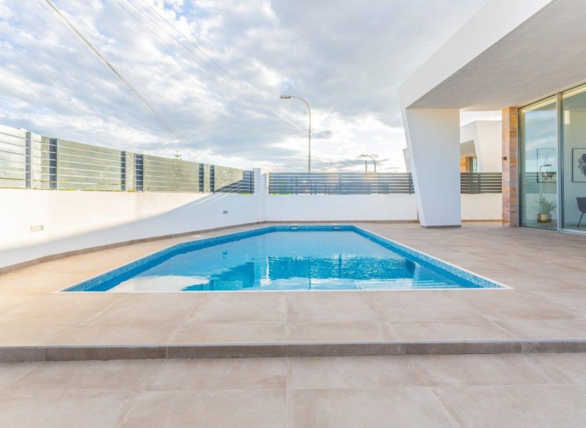 Nieuwbouw Woningen - Villa -
Torrevieja - Torreta Florida