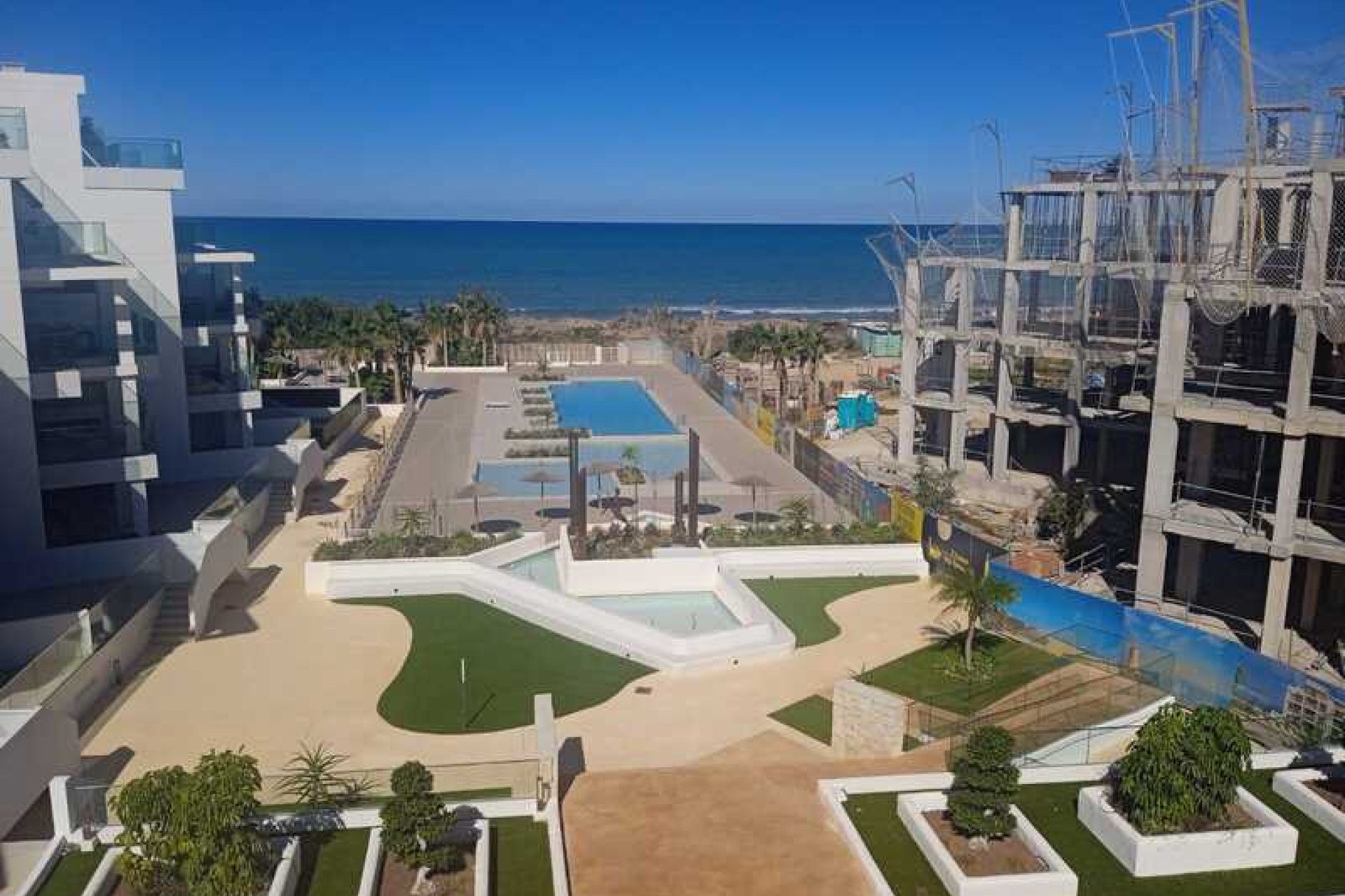 Obra nueva - Apartamento / piso -
Denia