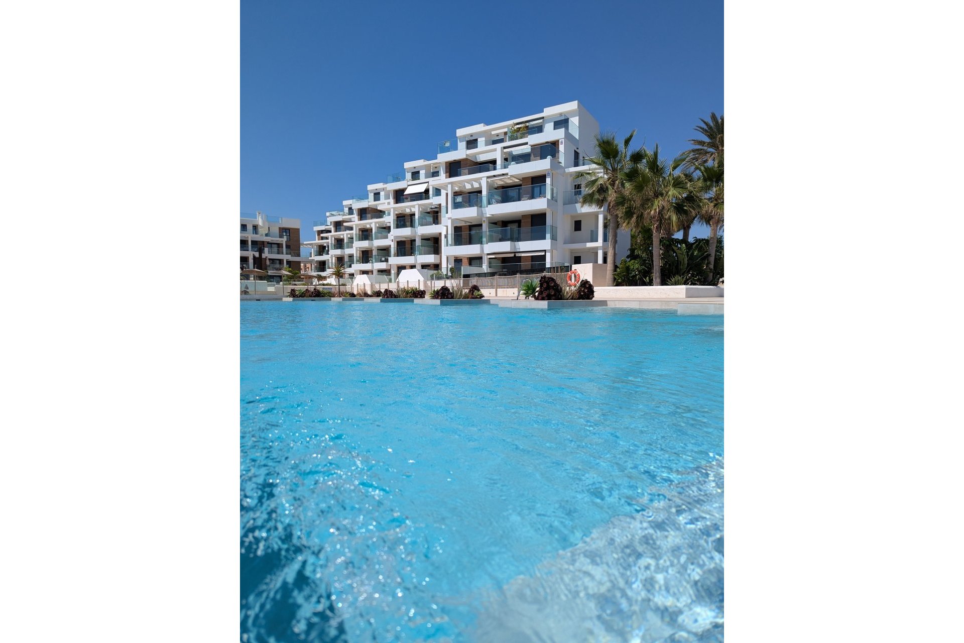 Obra nueva - Apartamento / piso -
Denia