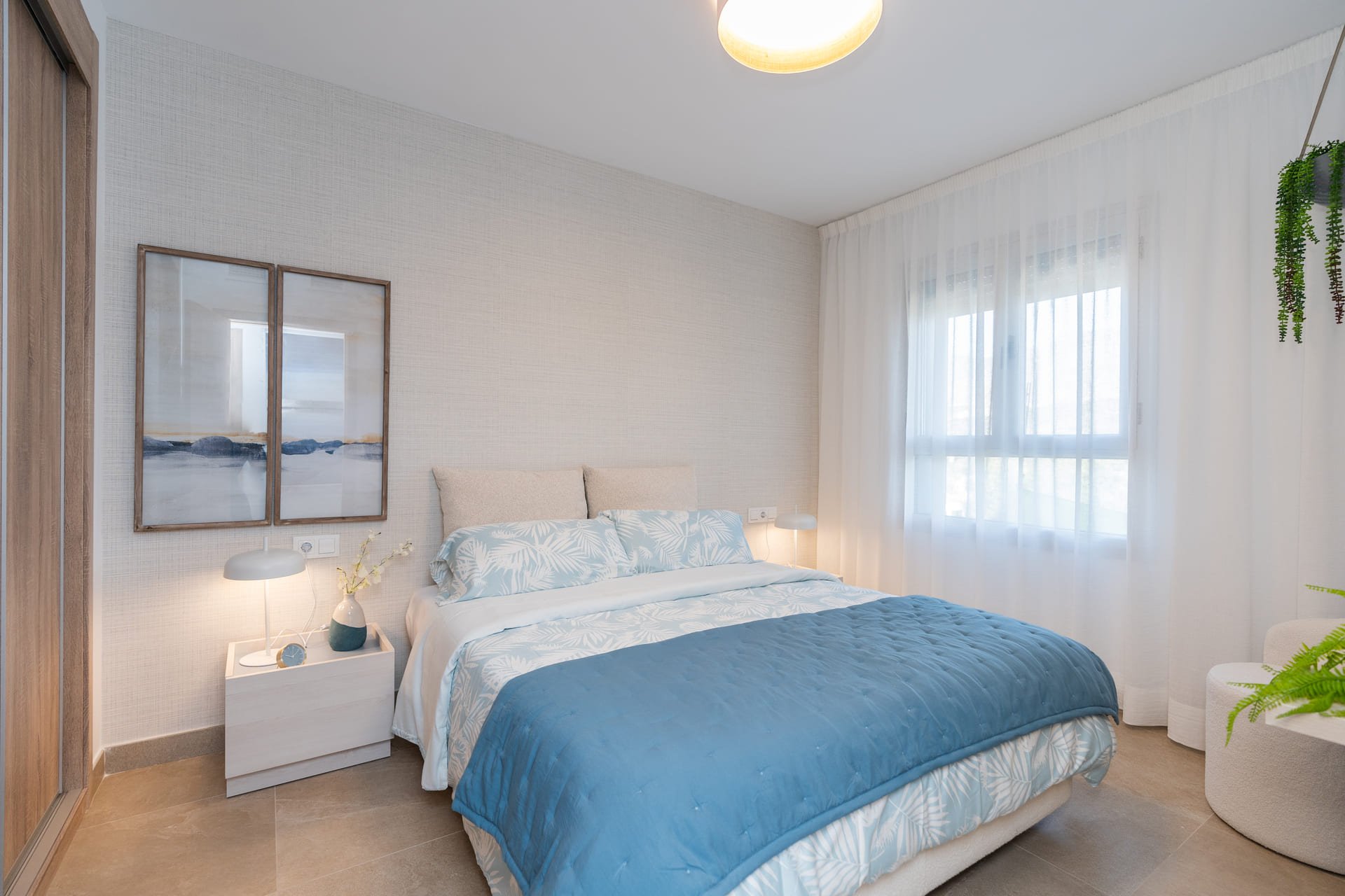 Obra nueva - Apartamento / piso -
Estepona