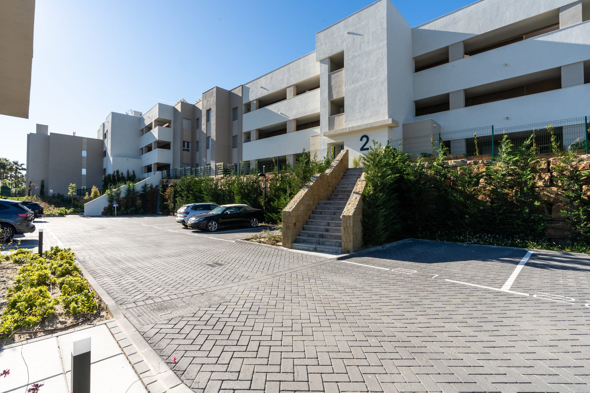 Obra nueva - Apartamento / piso -
Estepona