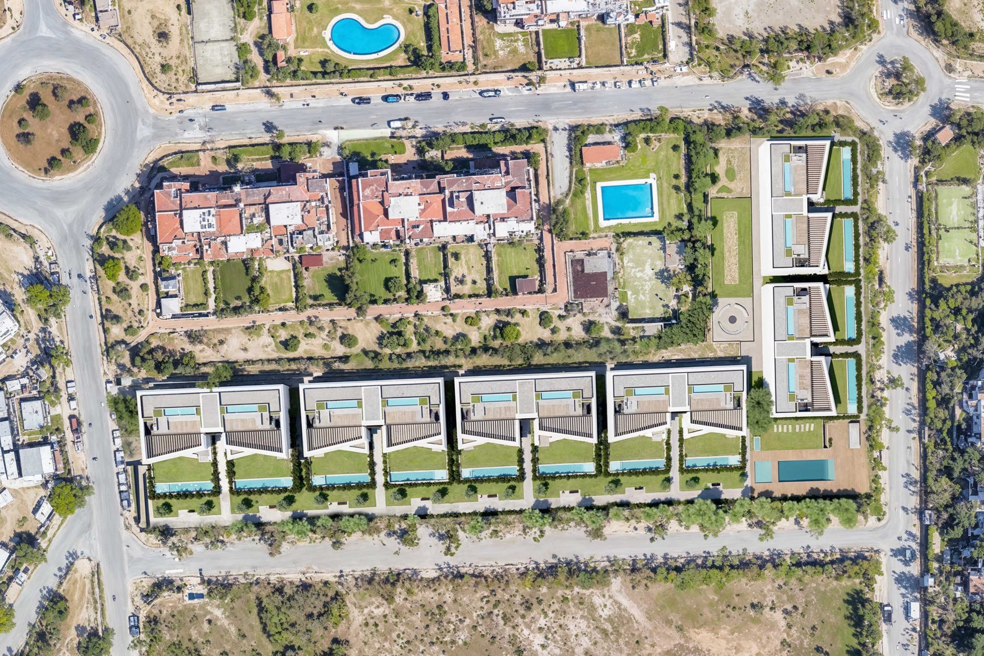 Obra nueva - Apartamento / piso -
Estepona