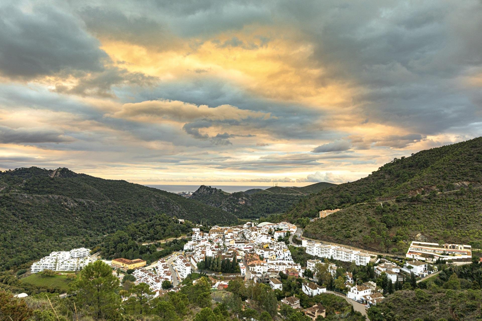 Obra nueva - Ático -
Benahavís - Montemayor-marbella Club