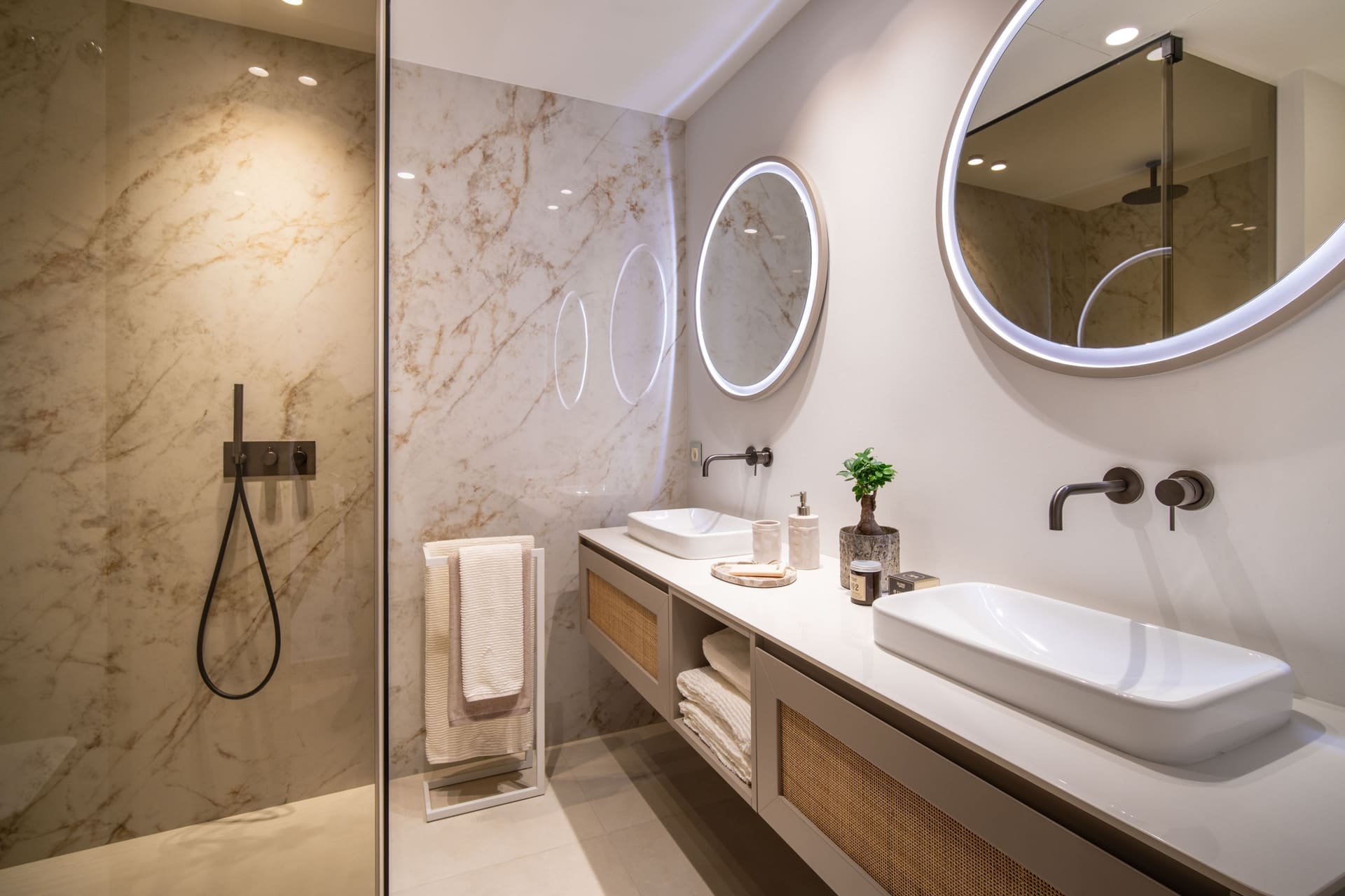 Obra nueva - Ático -
Benahavís