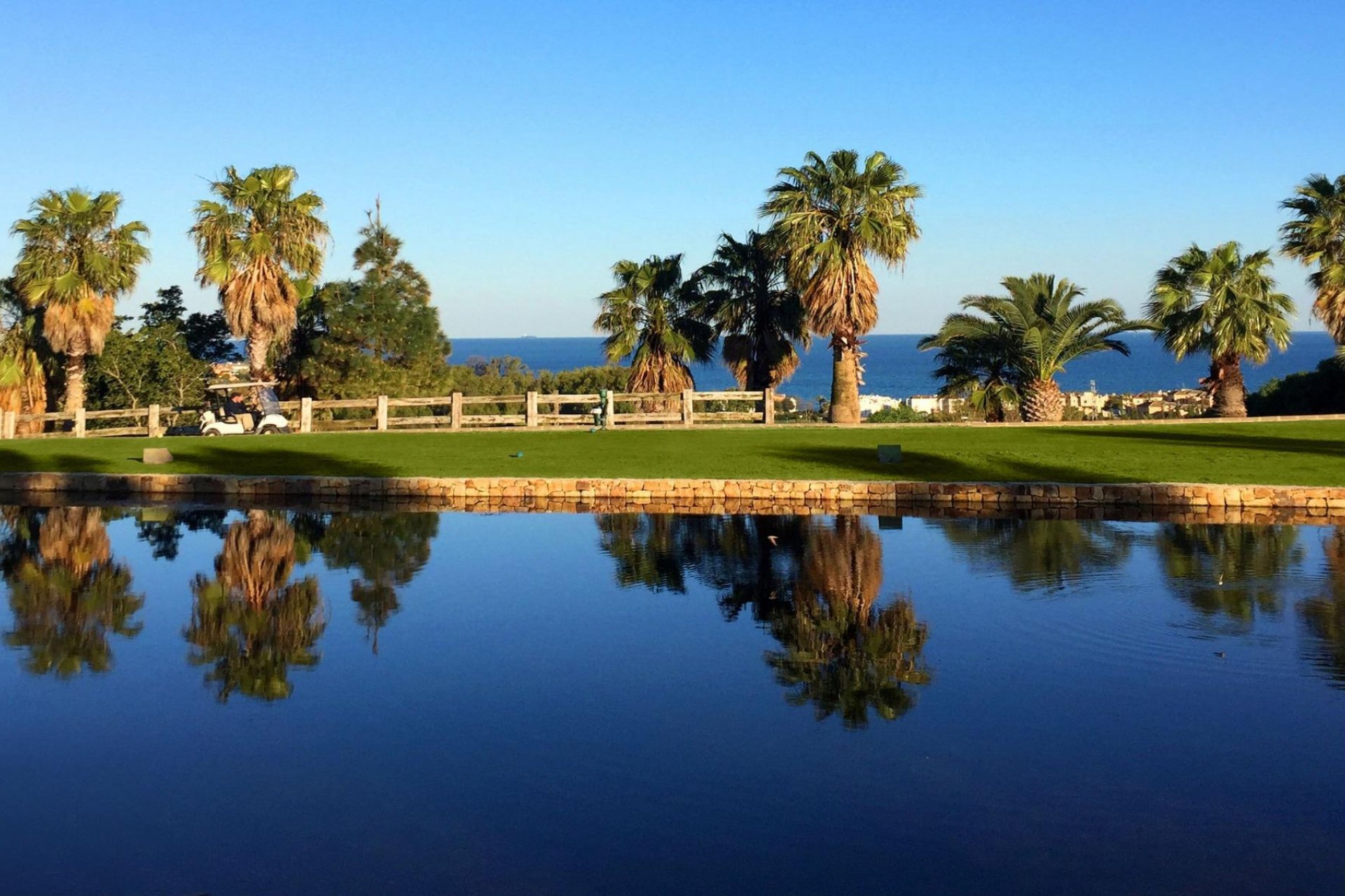 Obra nueva - Ático -
Casares - Casares Playa