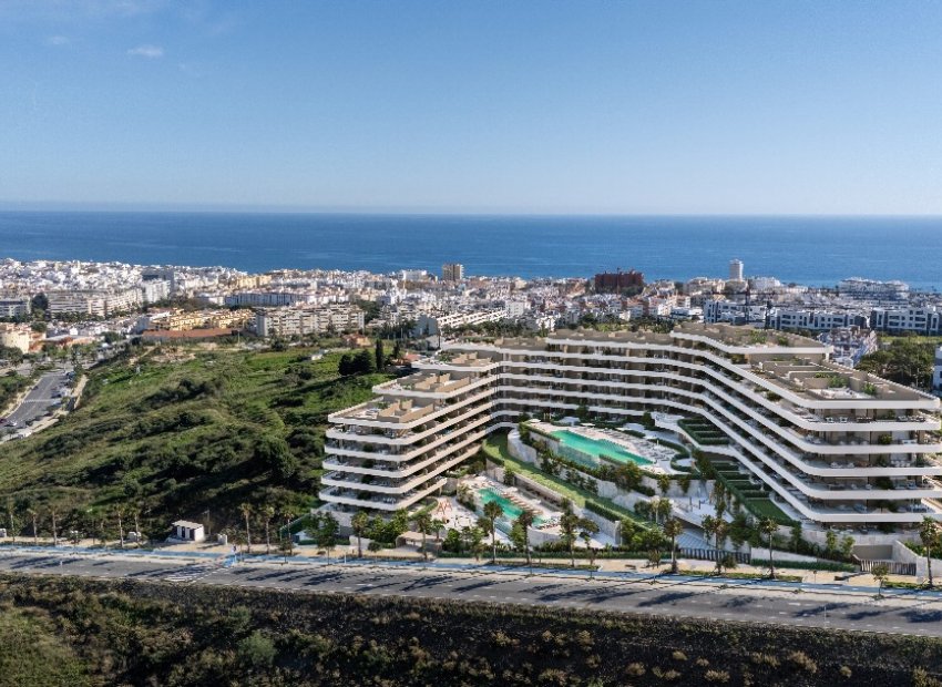 Obra nueva - Ático -
Estepona