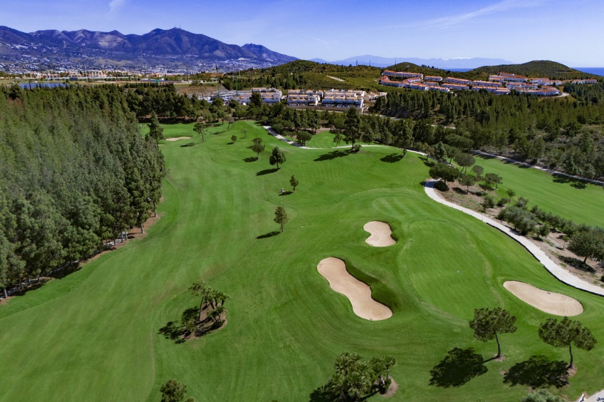 Obra nueva - Ático -
Las Lagunas de Mijas