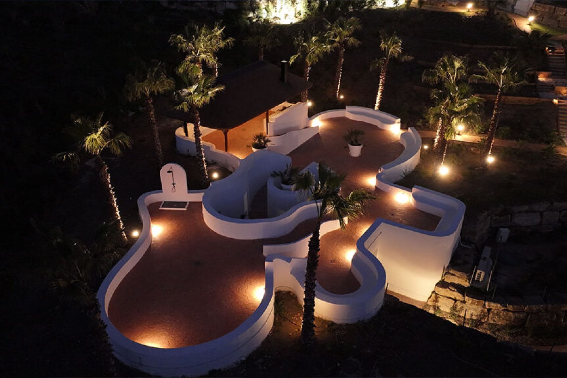 Obra nueva - Ático -
Marbella