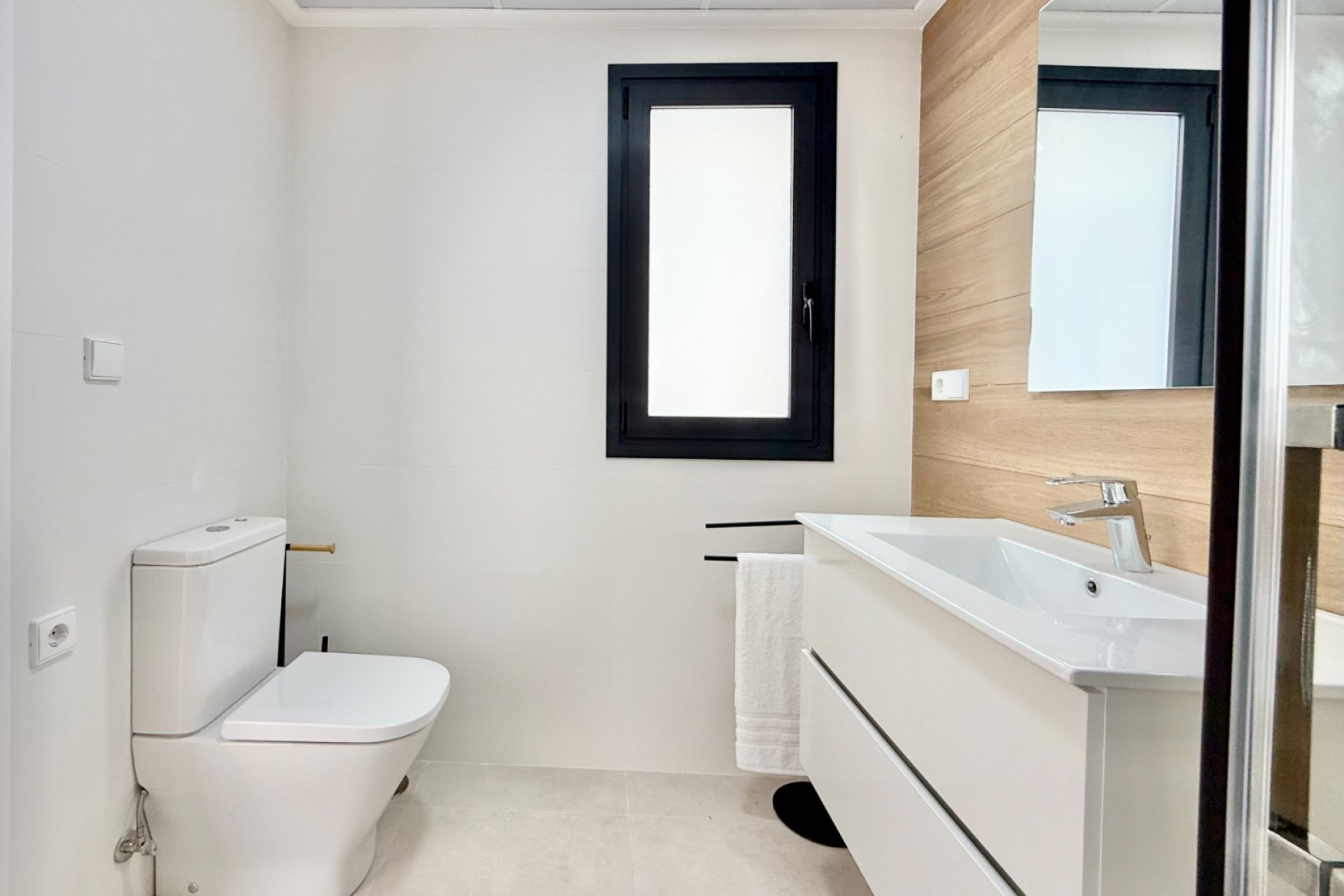 Obra nueva - Bungalow - Solarium -
Cox