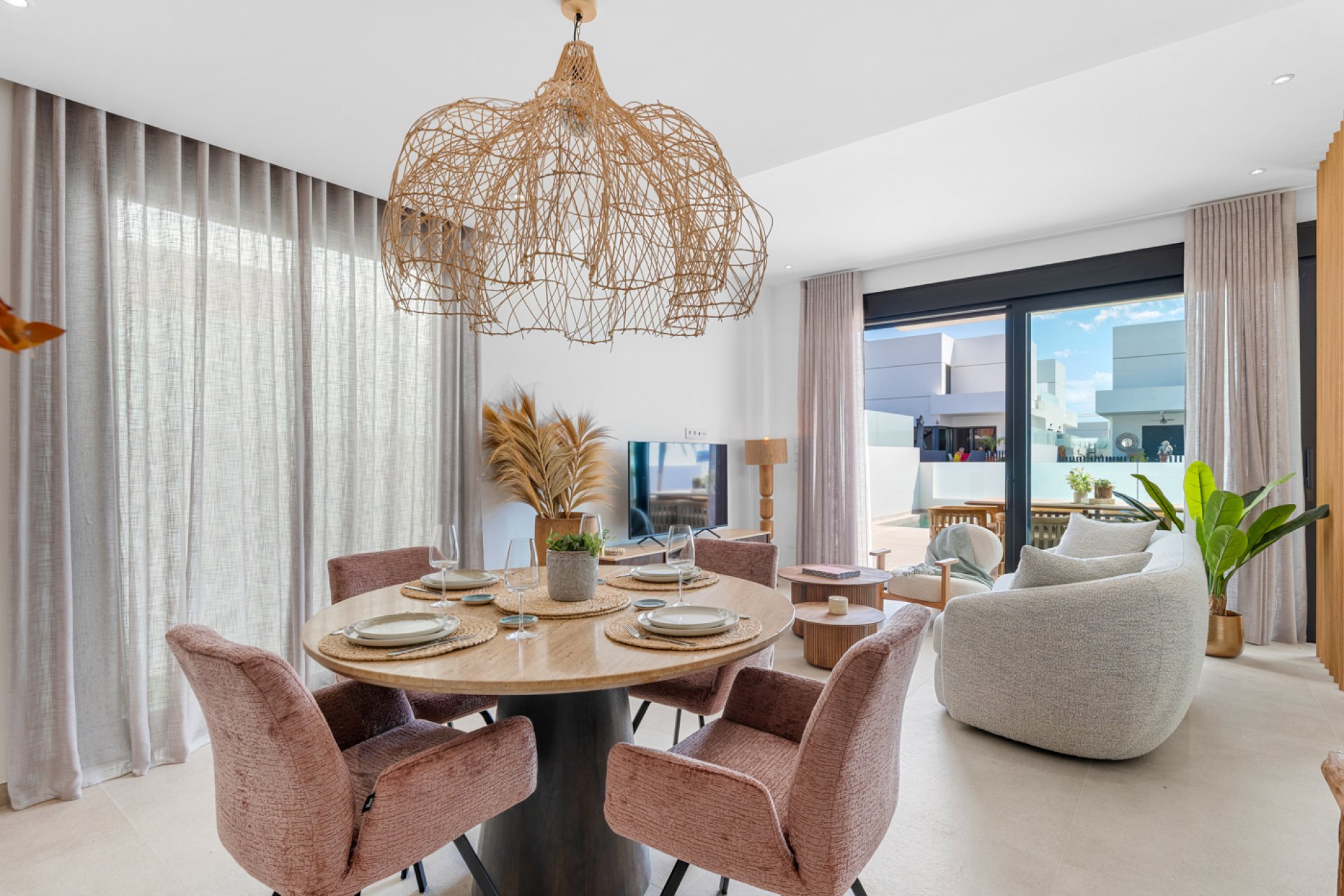 Obra nueva - Casa Adosada -
Dolores