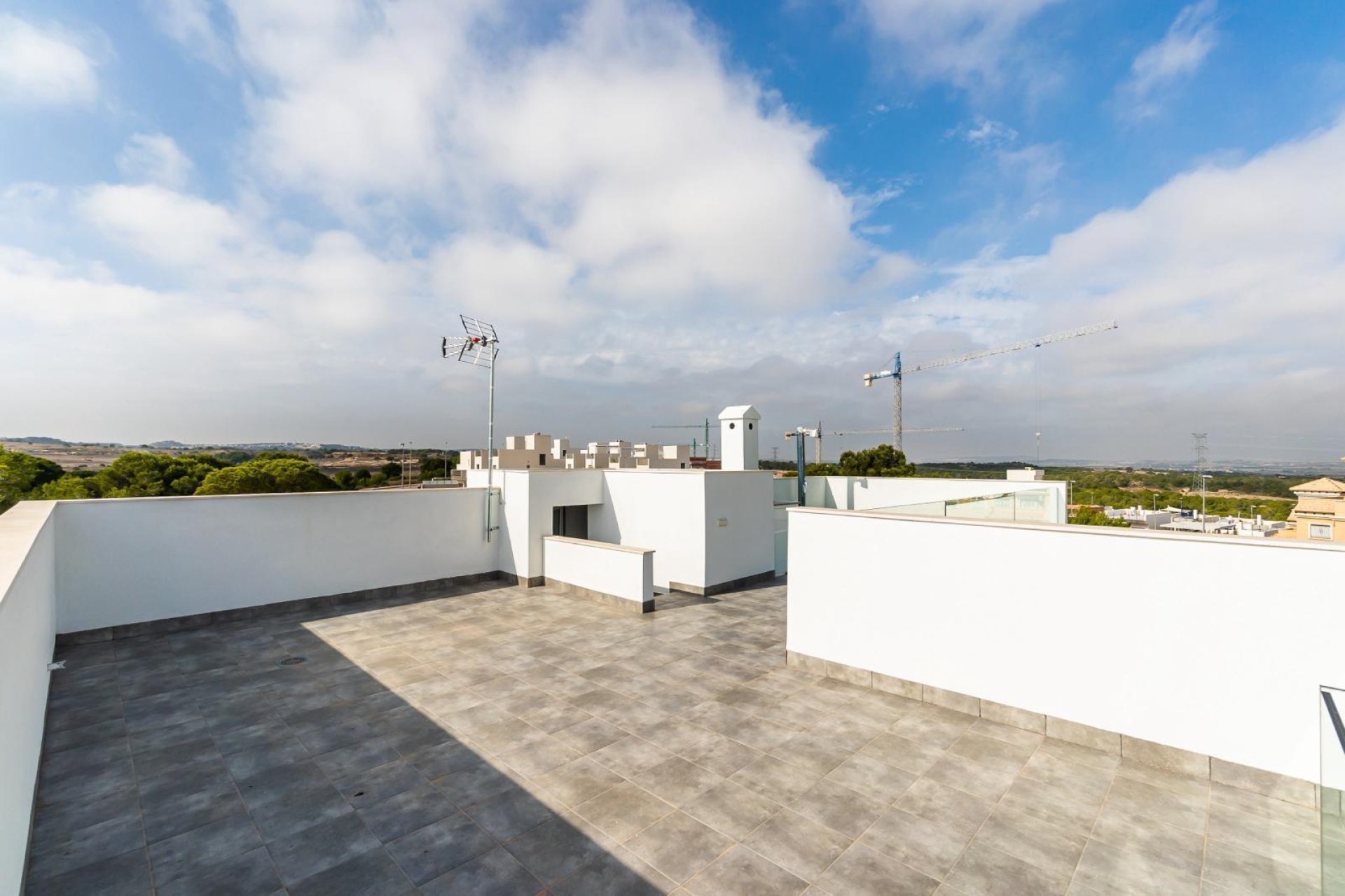 Obra nueva - Casa Adosada -
Orihuela