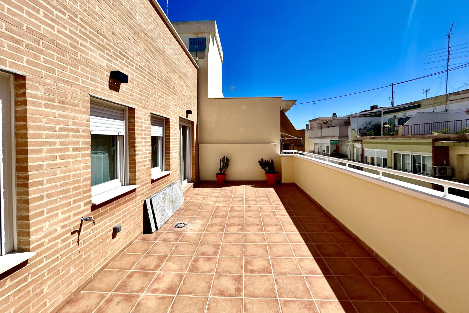 Obra nueva - Piso - Planta baja -
Alicante - Alicante (Alacant)