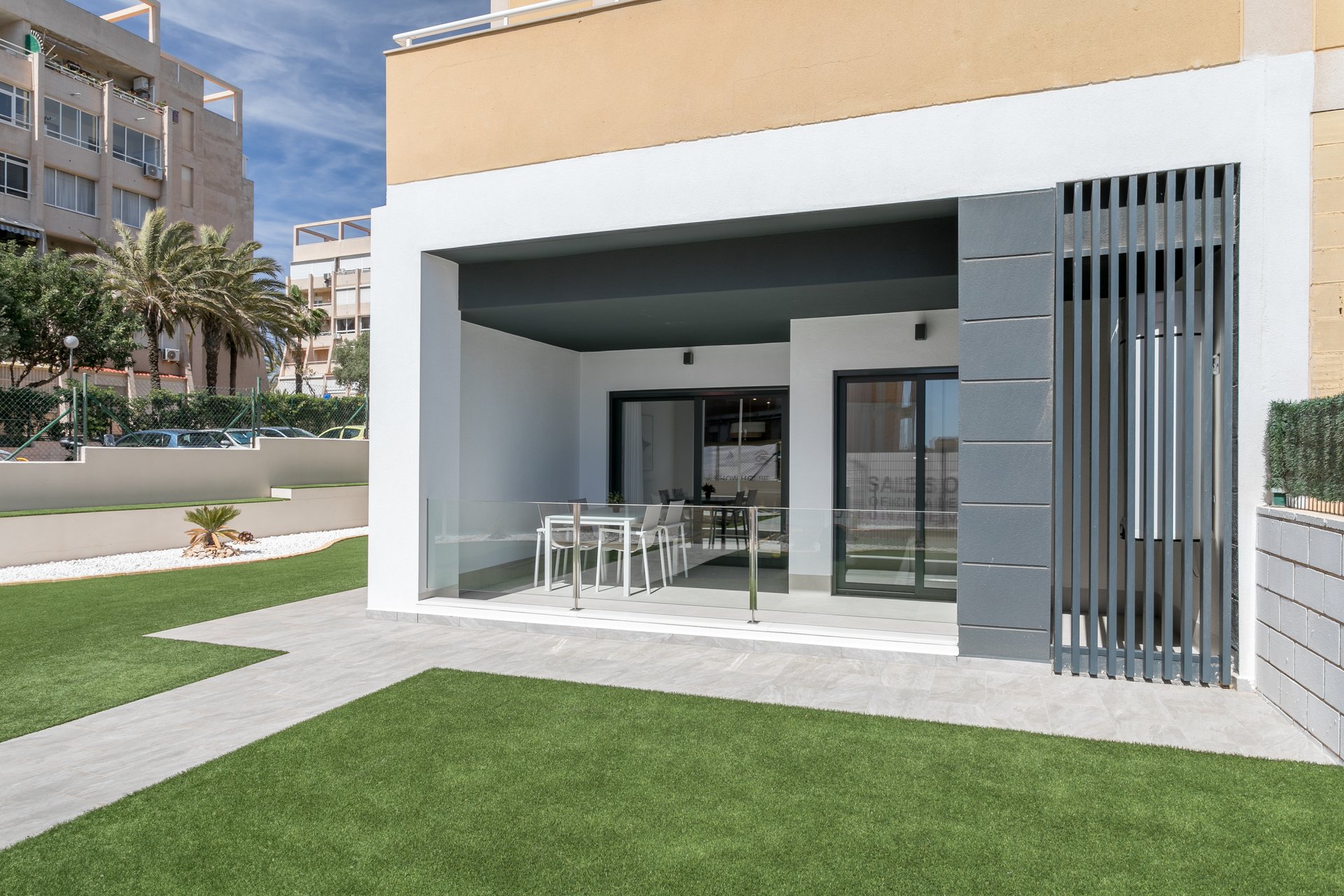 Obra nueva - Piso - Planta baja -
Torrevieja