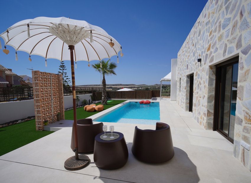 Obra nueva - Villa -
Algorfa - La Finca Golf