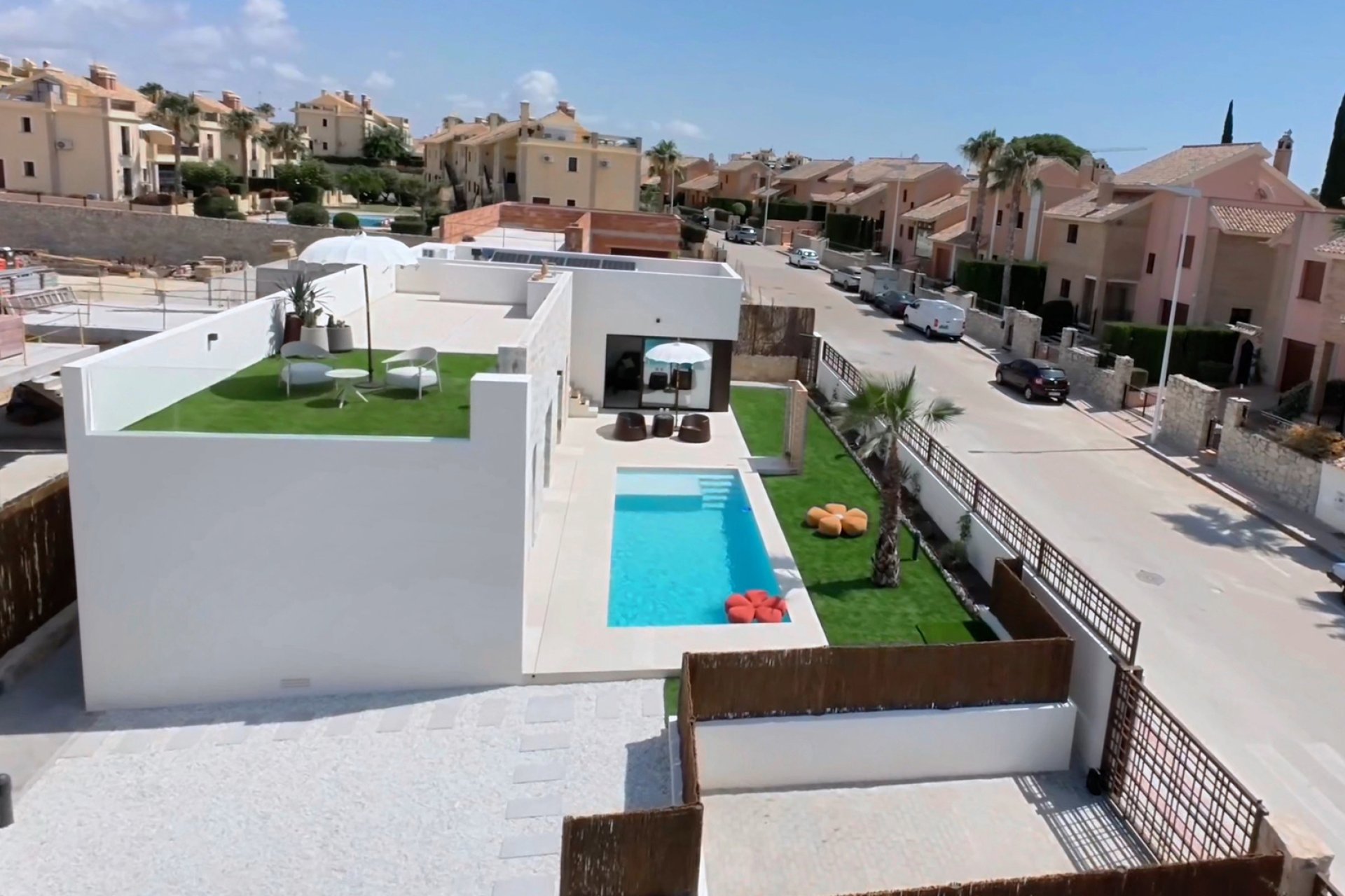Obra nueva - Villa -
Algorfa - La Finca Golf
