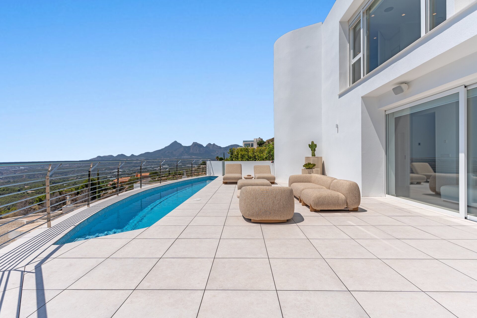 Obra nueva - Villa -
Altea